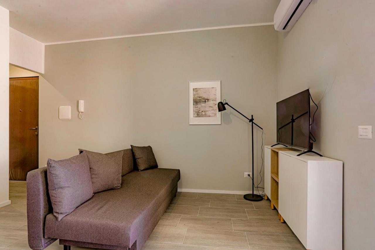 Tiburtina Flam Guest House Roma Ngoại thất bức ảnh