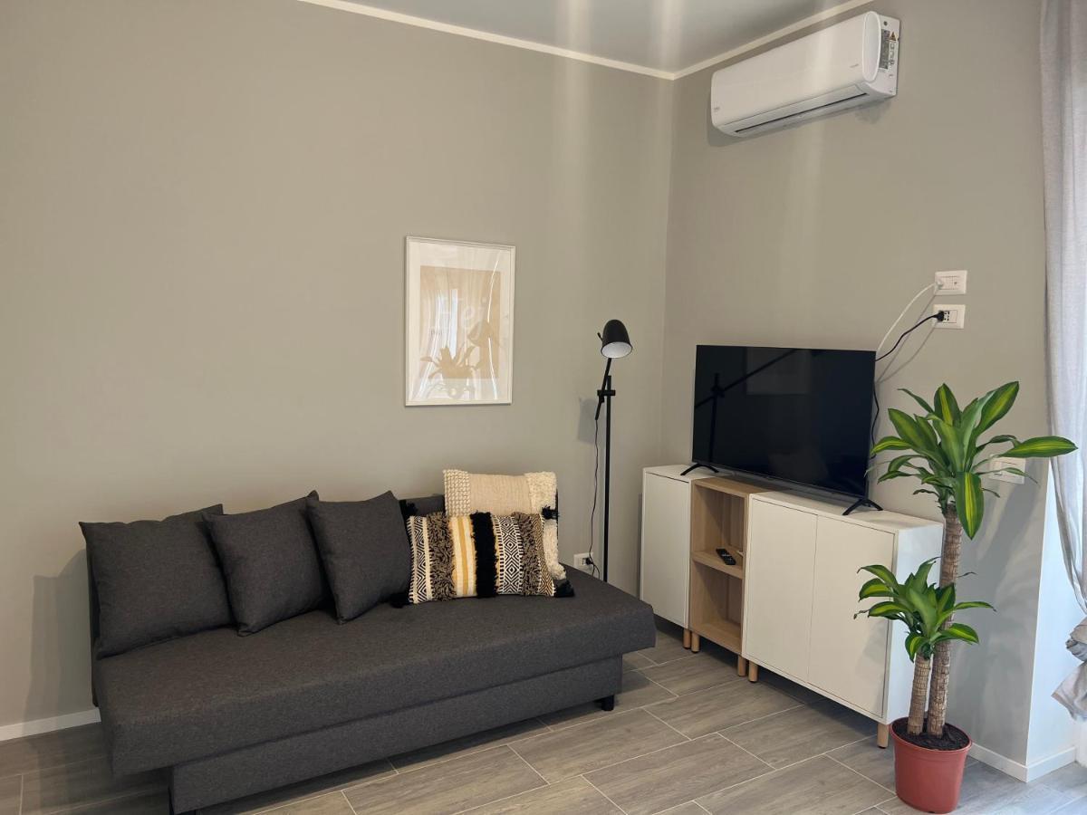 Tiburtina Flam Guest House Roma Ngoại thất bức ảnh
