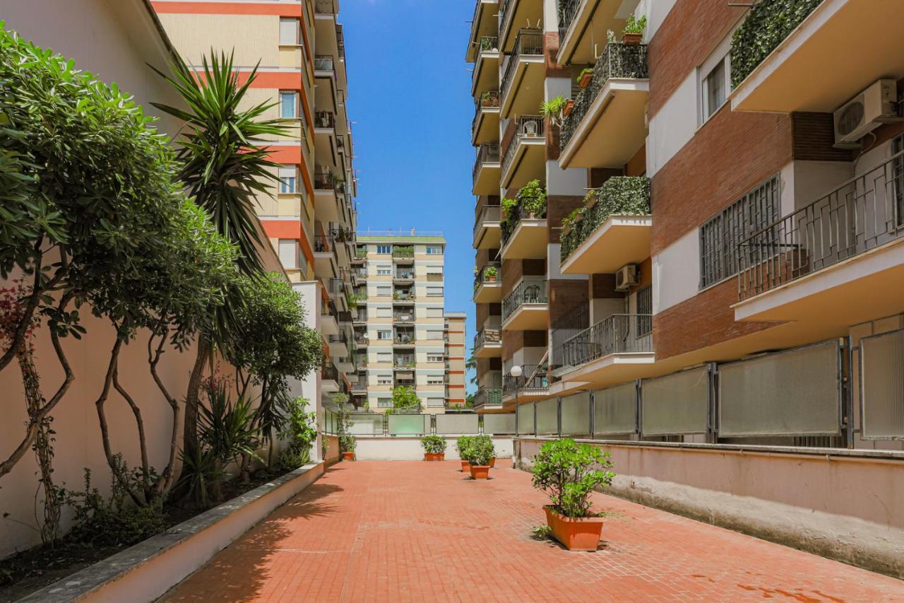 Tiburtina Flam Guest House Roma Ngoại thất bức ảnh